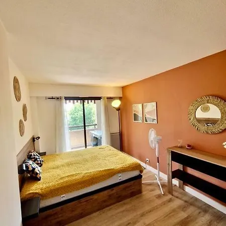 Sur Mer-spacieux 2 Pieces Apartment *